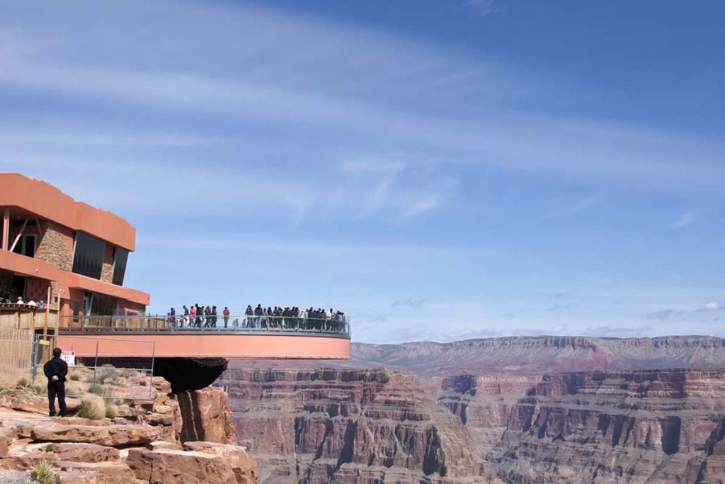 Esta atracción turística fue inaugurada en marzo de 2007, y es obra del arquitecto David Jin, de las Vegas. La entrada cuesta 26 dólares. 