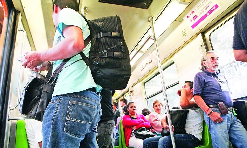 Vendedores ambulantes en el Metro 