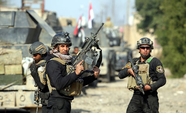 Fuerzas iraquíes expulsan a yihadistas de un tercio del este de Mosul
