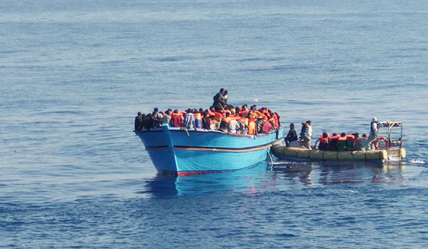 Rescatan a dos mil 150 inmigrantes en el Canal de Sicilia