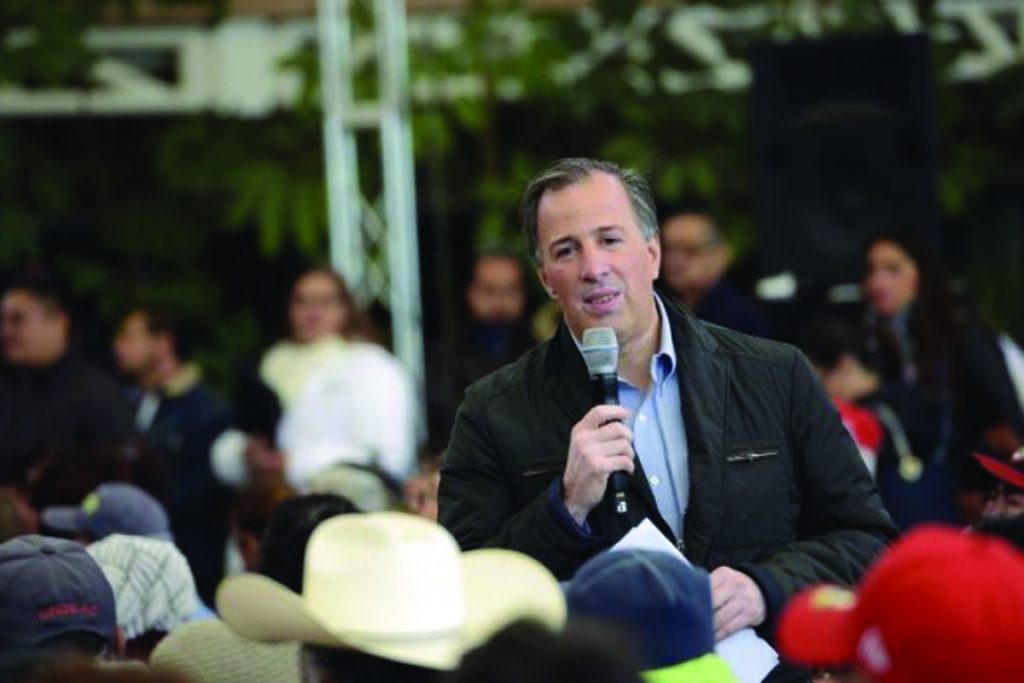 Pobreza extrema en México ha caído a la mitad de 2000 a 2015: Meade