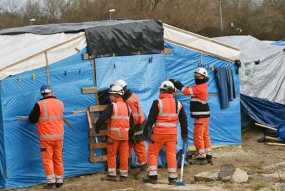 Francia desmantelará parte de campamento de migrantes de Calais
