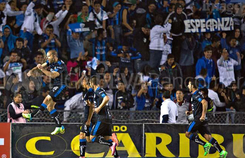 Querétaro viene de atrás y vence 2-1 a Veracruz