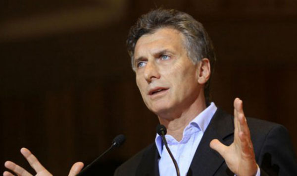 Argentina endurece política migratoria y agiliza las expulsiones