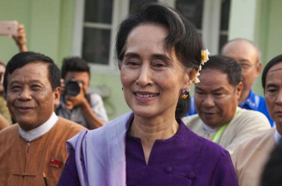 Aung San Suu Kyi, Premio Nobel de la Paz al gobierno de Birmania