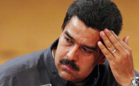 Oposición rechaza suspensión de proceso de referéndum contra Maduro