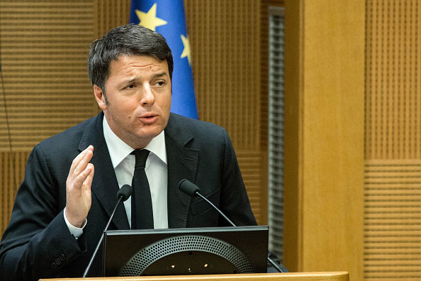 Renzi acusa a Austria de hacer propaganda con valla fronteriza