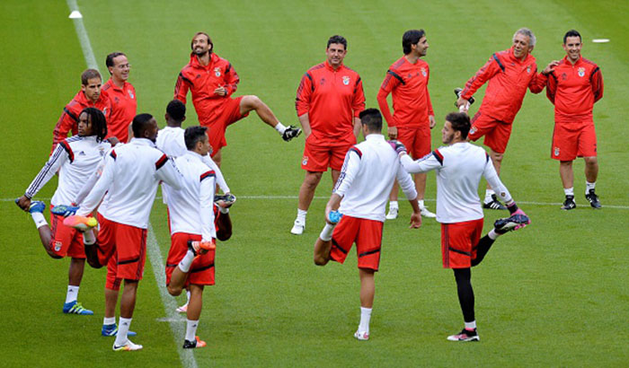 Benfica y Raúl Jiménez anhelan consolidar liderato en Primera Liga
