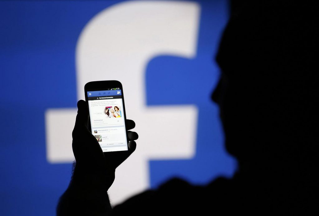 La vida sin Facebook: quejas e ironías por una caída masiva de la red social