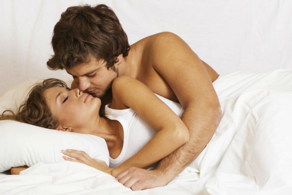 Beneficios del sexo en la mañana