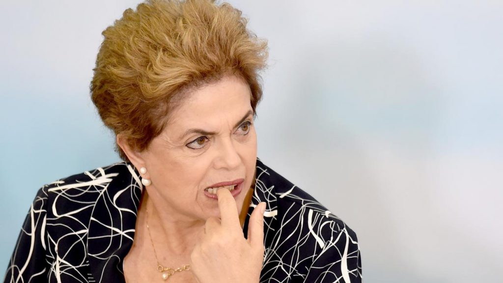 Luz verde al juicio político contra Dilma Rousseff