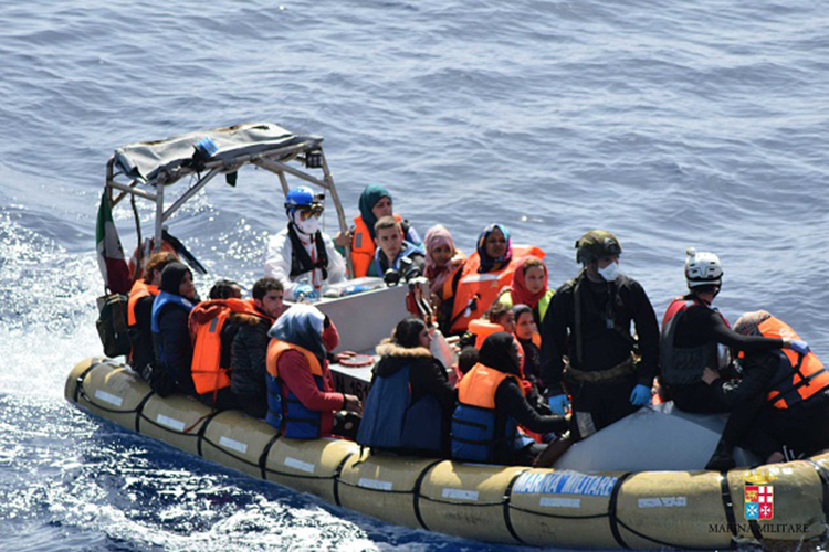 (video) ACNUR teme que más de 700 refugiados hayan muerto en el Mediterráneo