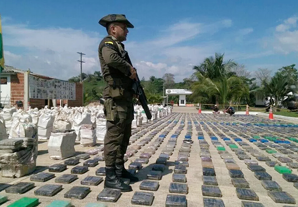 Armada Nacional de Colombia destruye siete laboratorios de cocaína