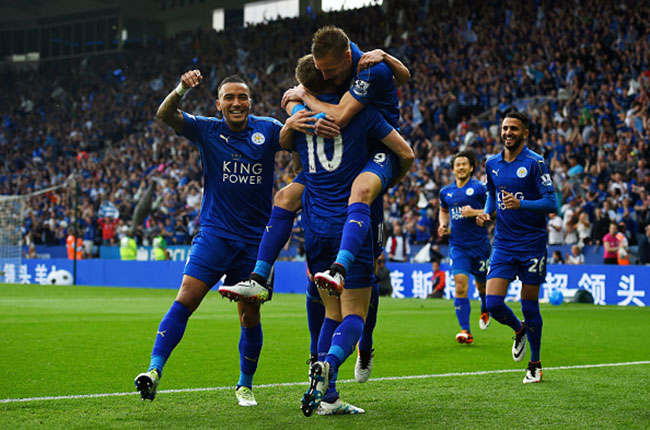 Leicester, como campeón  golea 3-1 al Everton
