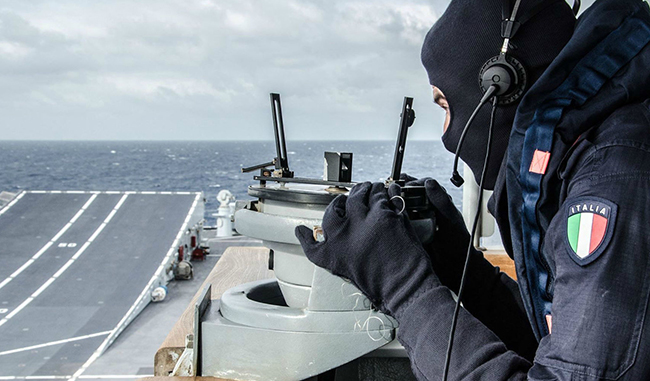 Unión Europea amplía misión naval contra migración entre Libia e Italia