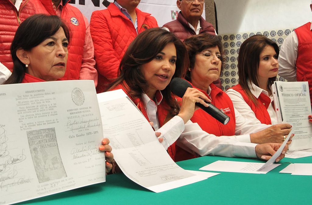 Blanca Alcalá, denuncia elección de estado en Puebla