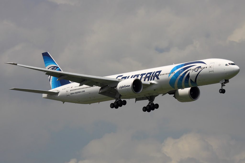 (video) Nueva tragedia aérea: desaparece avión de EgyptAir