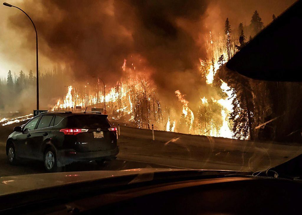 (video) Canadá, impotente frente a incendio forestal