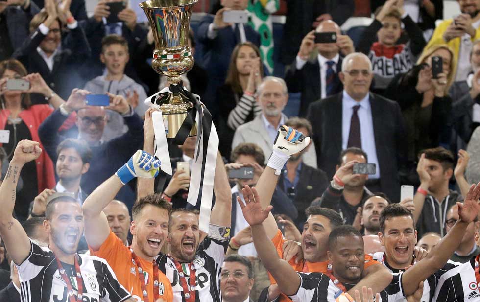 Juventus: logra liga y copa, en campañas consecutivas