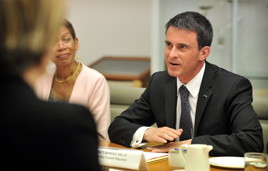 «Reforma laboral no cederá»: Valls