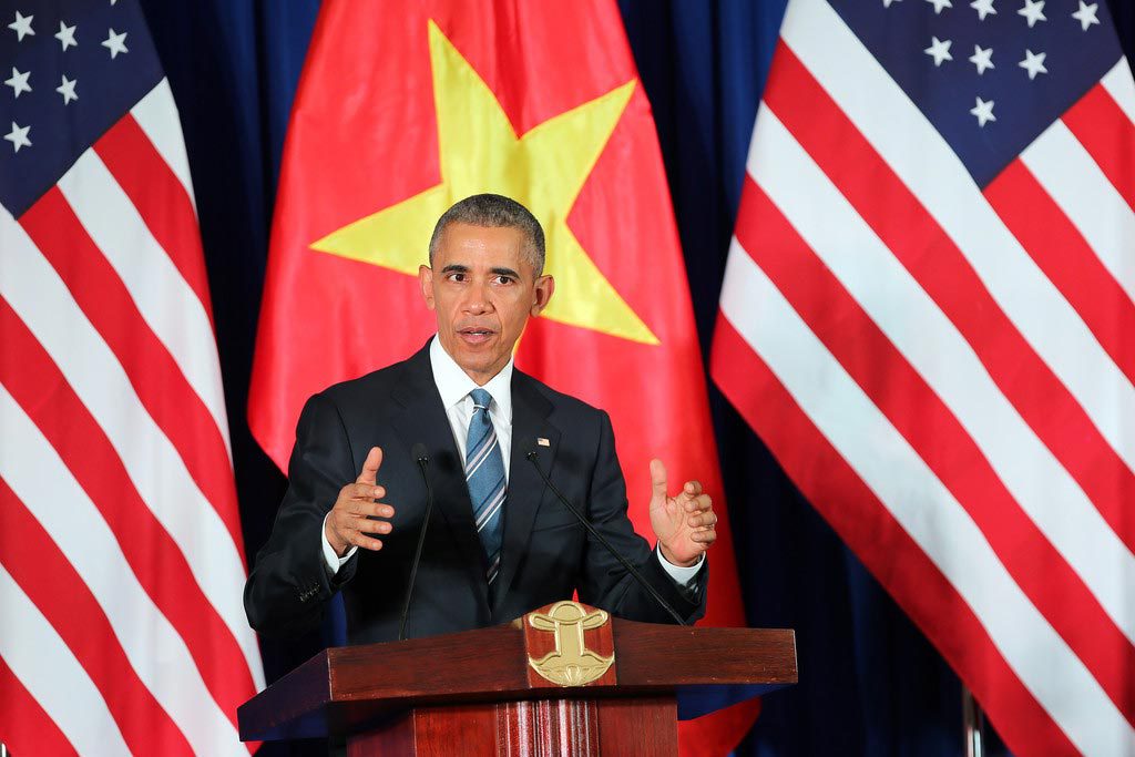 (video) Obama cuestionó libertades políticas en Vietnam