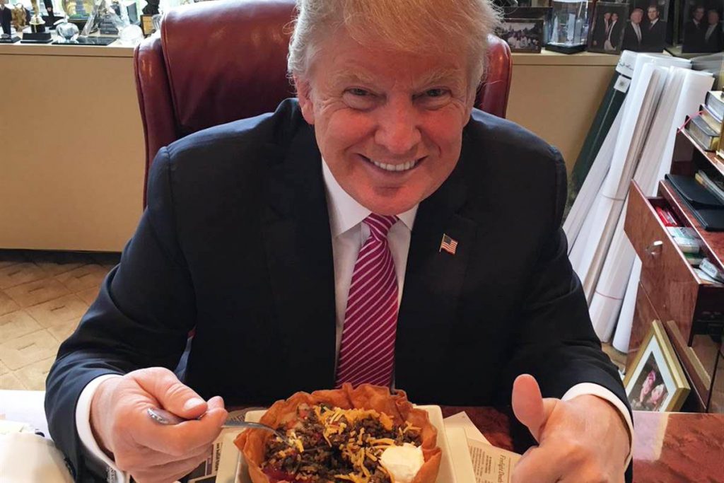 ¡Y ahora resulta que Trump ama a los latinos!