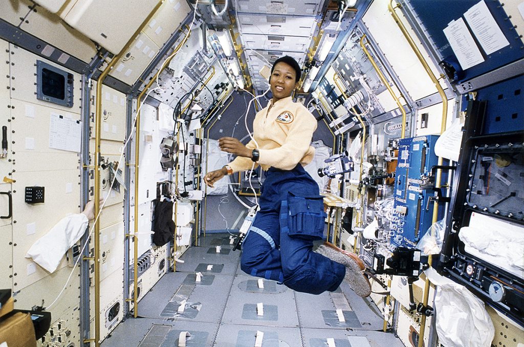 Pocas mujeres en el área espacial de la NASA