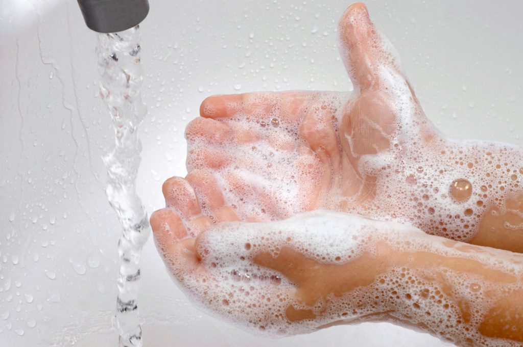 Lavado correcto de manos evita enfermedades