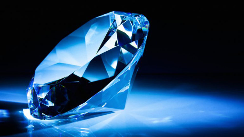 De forma inocente se deja robar diamante valuado 45 millones de euros