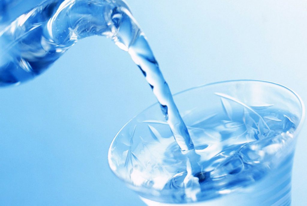 Crean politécnicos nanomateriales para limpiar el agua