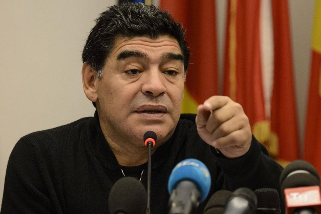 Maradona promueve cambios en FIFA por antidoping y sedes