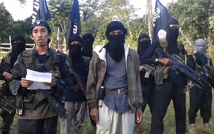 Grupo filipino Abu Sayyaf anuncia decapitación de rehén canadiense
