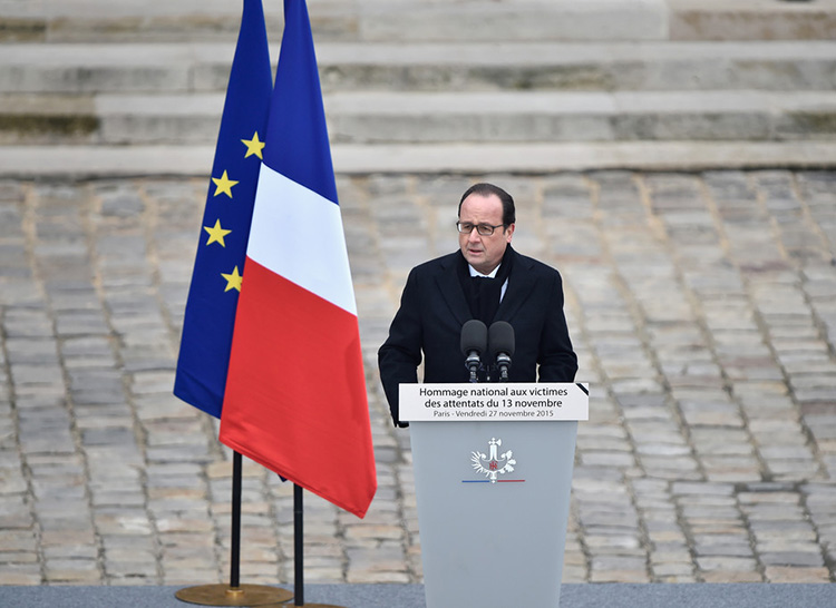 (video) Francia es atacada porque lucha contra terrorismo: Hollande
