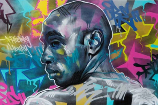 Expone París grafitis de leyendas del fútbol durante Eurocopa