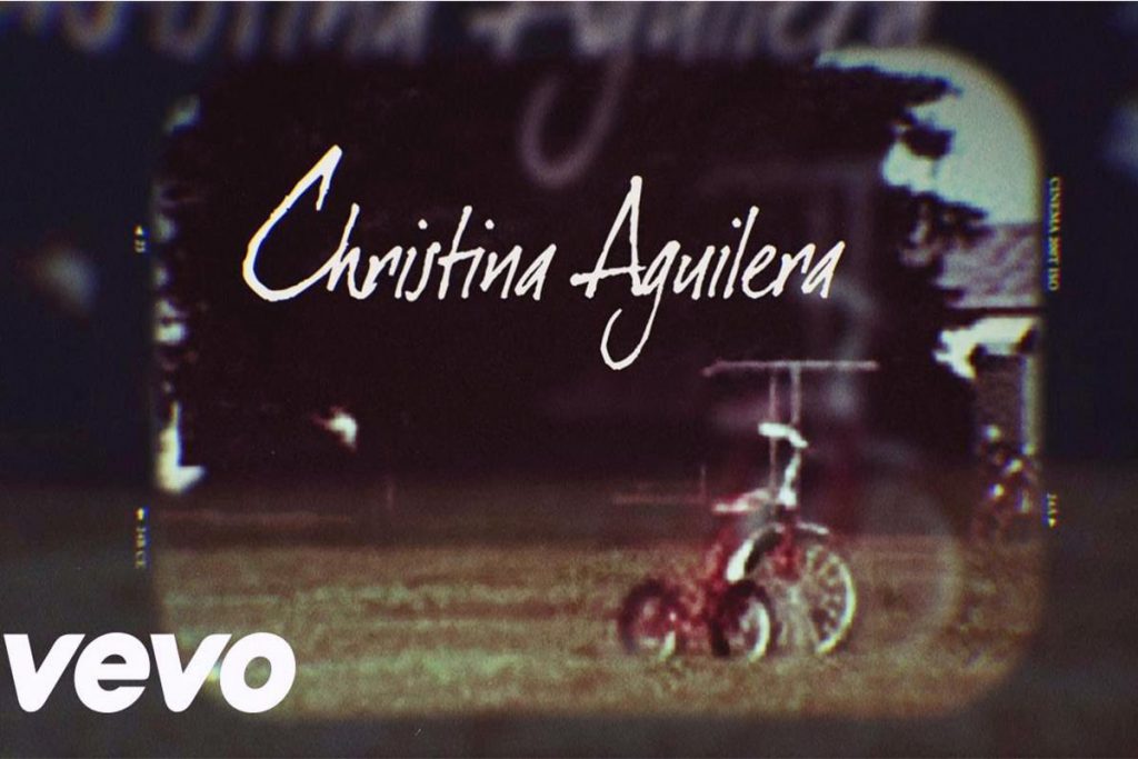 Christina Aguilera, «Change» y «Pulse»