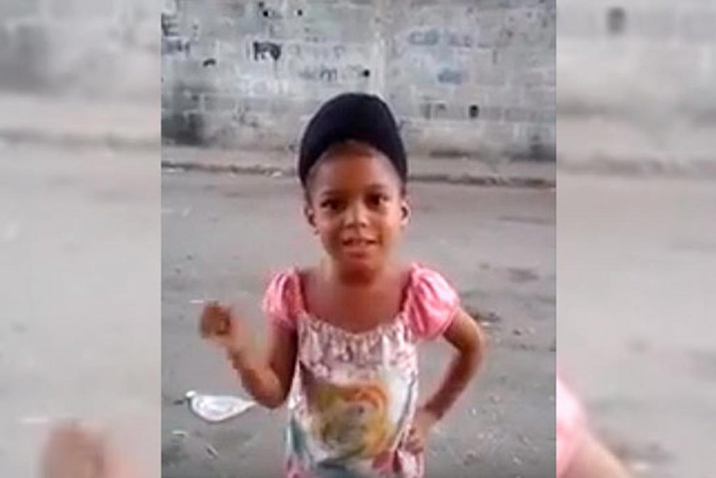 (video) Niña venezolana se vuelve viral