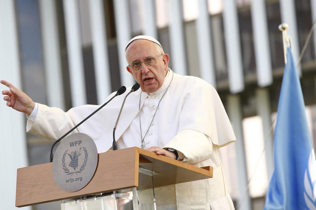 “Mientras Siria sufre, se gastan millones en armas”: Papa Francisco
