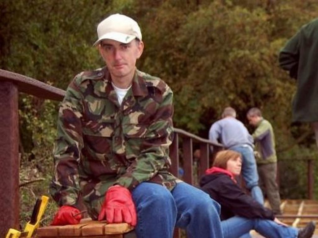 (video) Acusan formalmente al asesino de Jo Cox