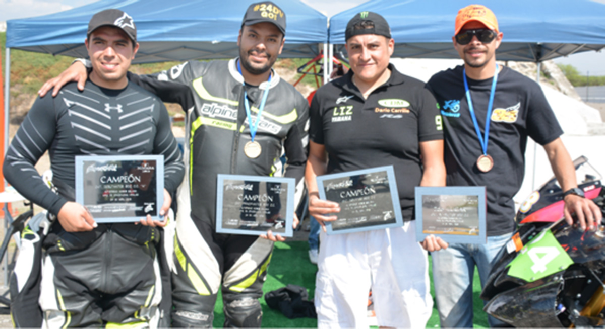 Cabrera, Vargas y Olvera, líderes en Superbike