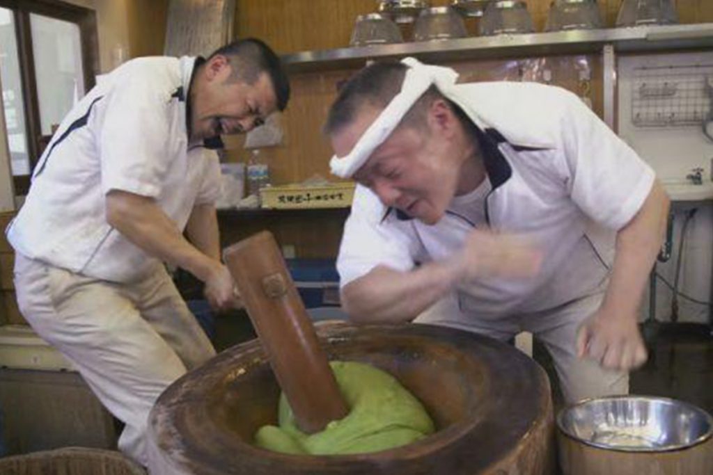 (video) El pastelero de mochi más rápido de Japón