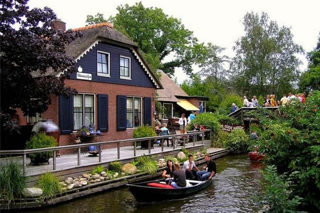 (Video) Giethoorn, el pueblo sin coches