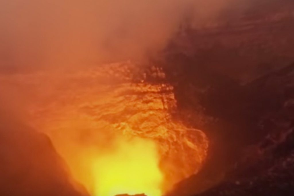 (video) Increíble exploración al corazón de un volcán en video 360°