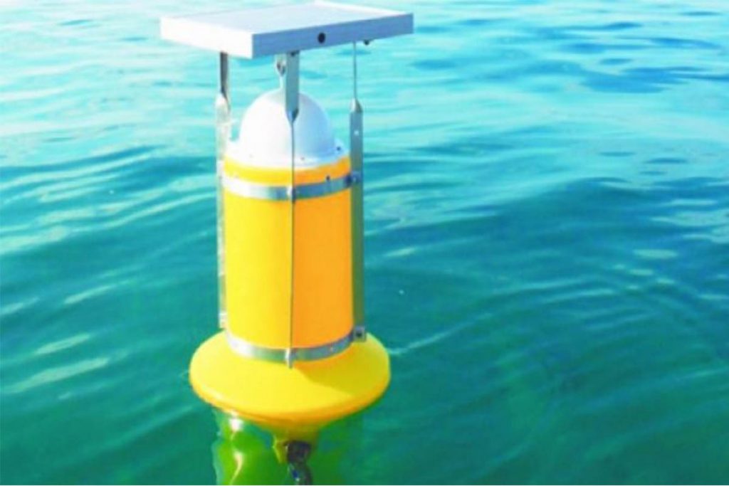 Estudiantes diseñan boyas con GPS para monitorear corrientes marinas