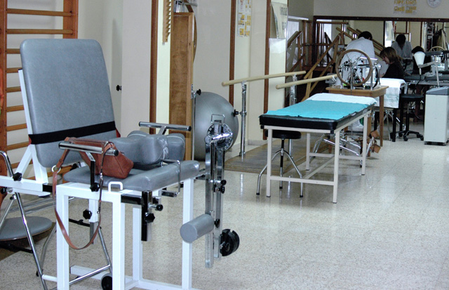 Universidad Politécnica cuenta con clínica de rehabilitación física