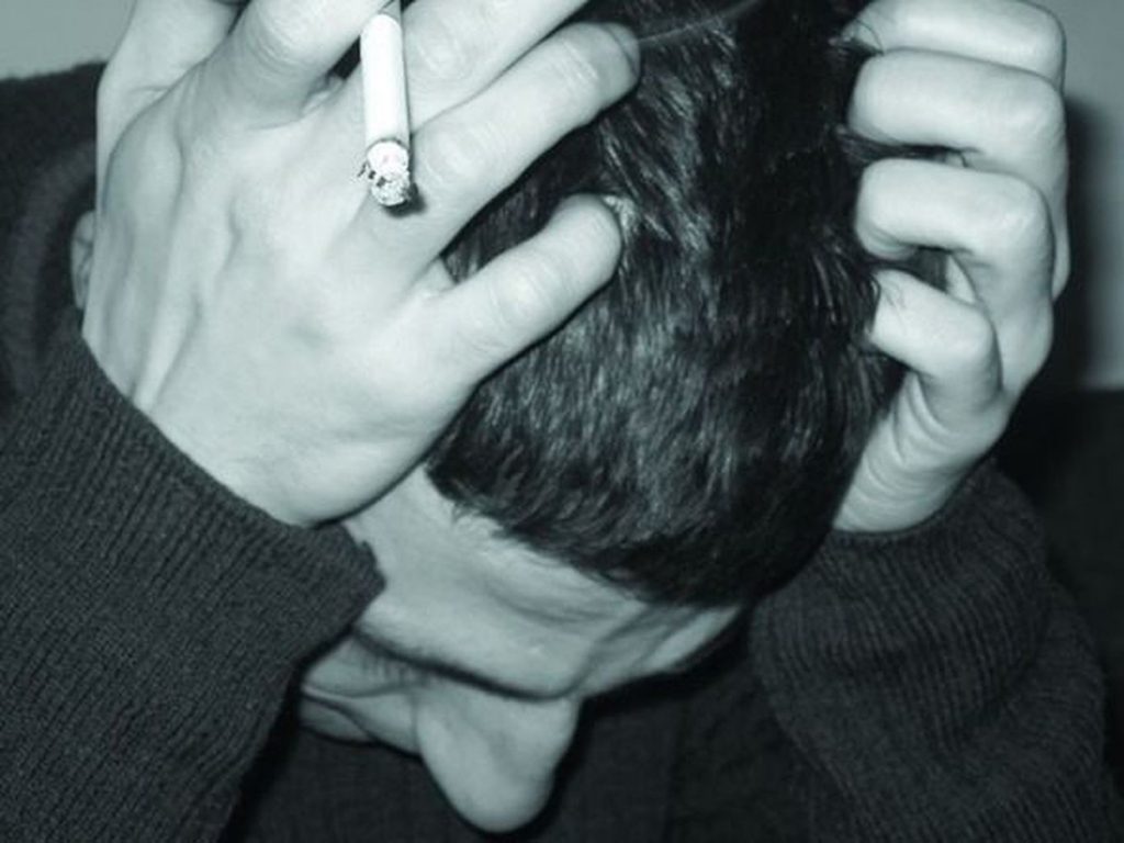 (Video) En personas con esquizofrenia, difícil dejar el tabaco