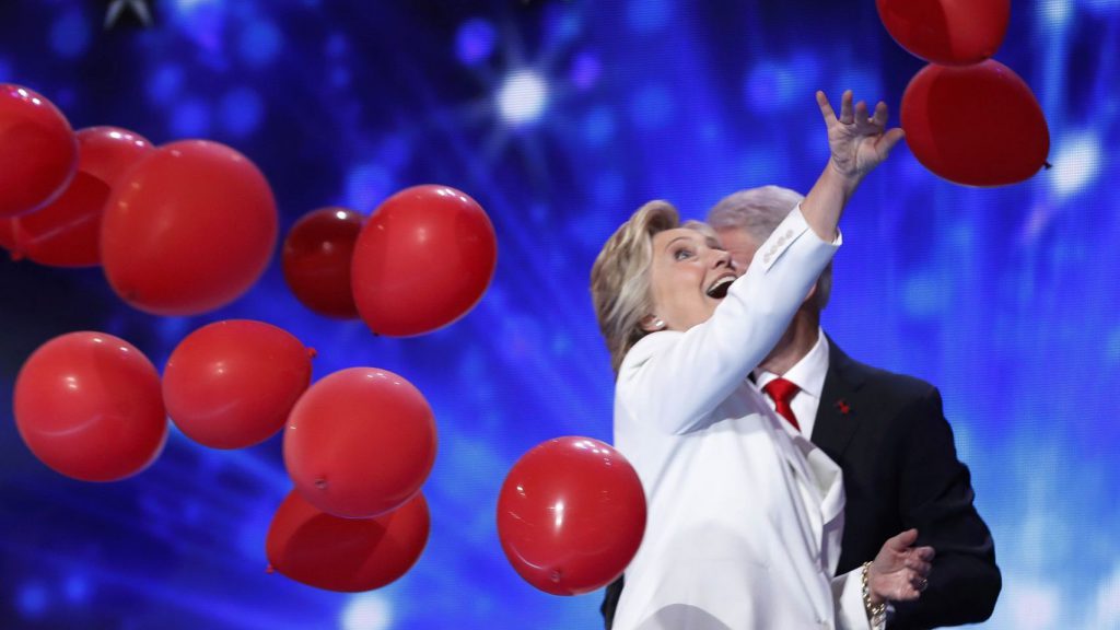 Hillary, ahora la tarea pescar en aguas ajenas