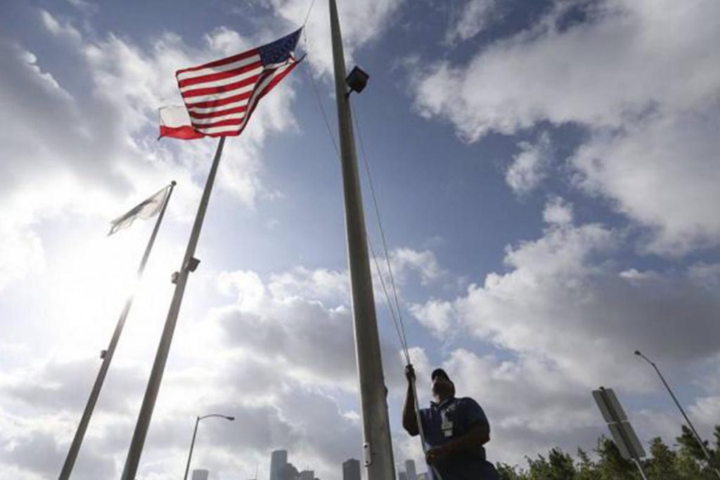 Declaran cuatro días de luto nacional por víctimas de tiroteo en Dallas
