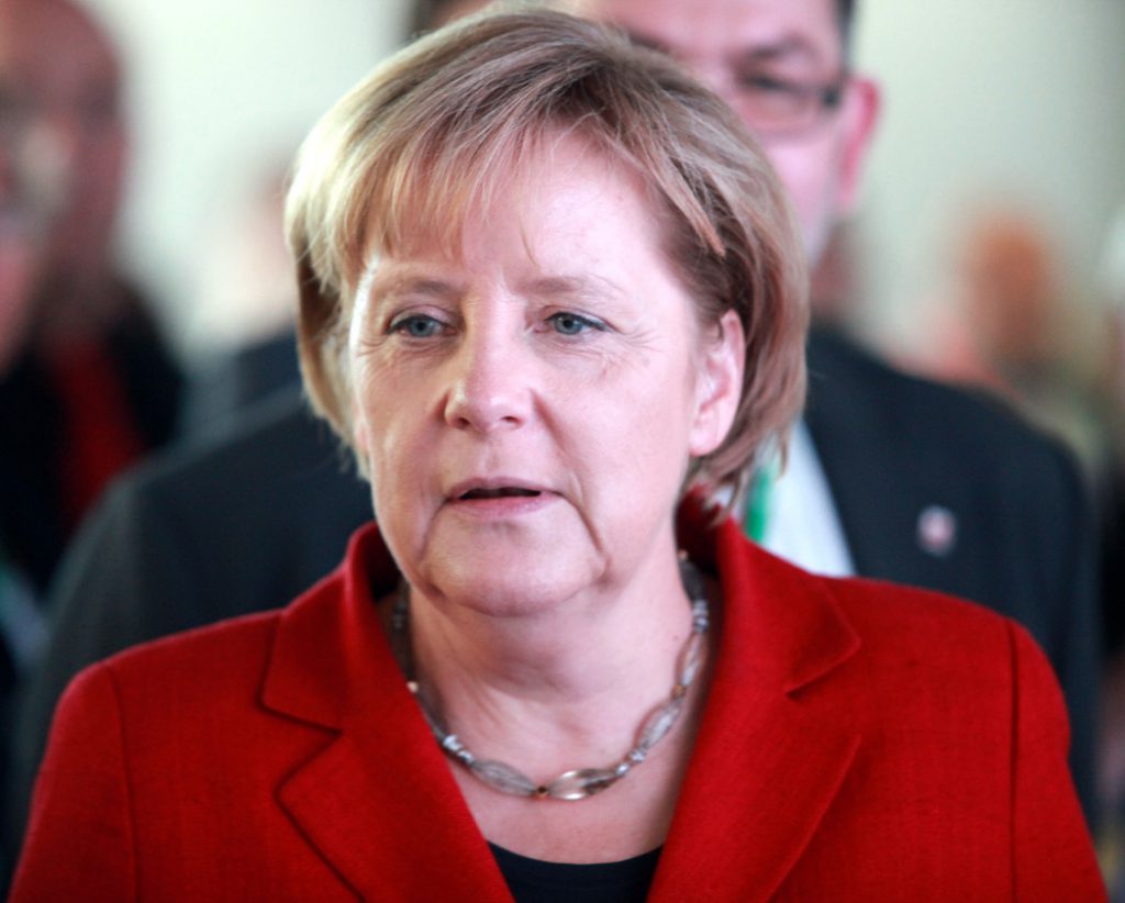 Merkel: Rusia y su carrera armamentista