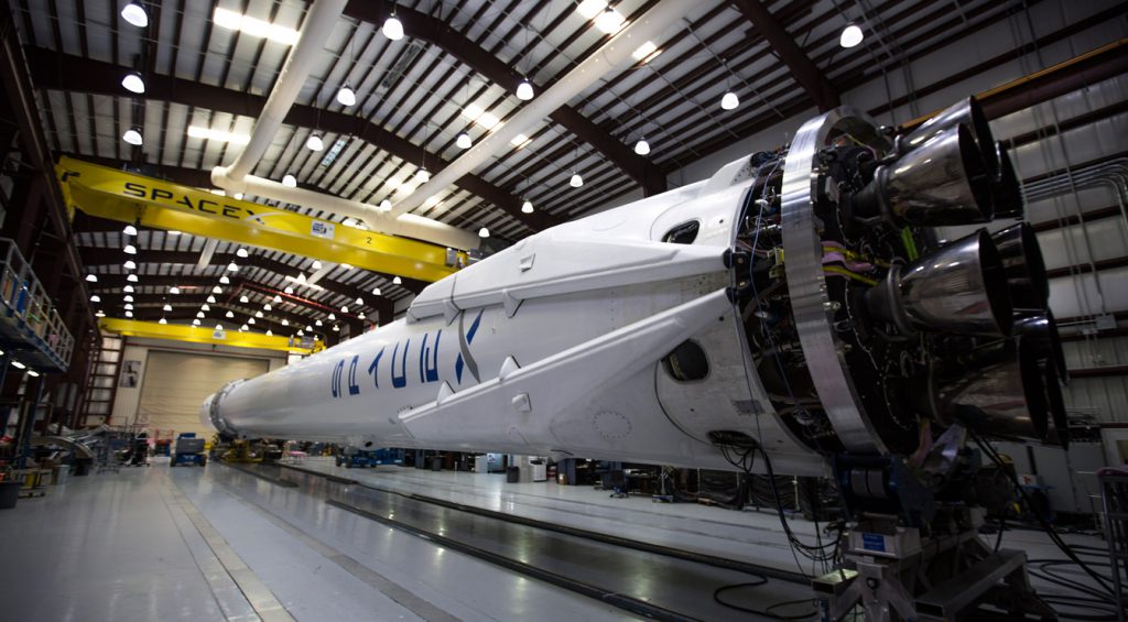 SpaceX enviará puerto de acoplamiento a estación espacial