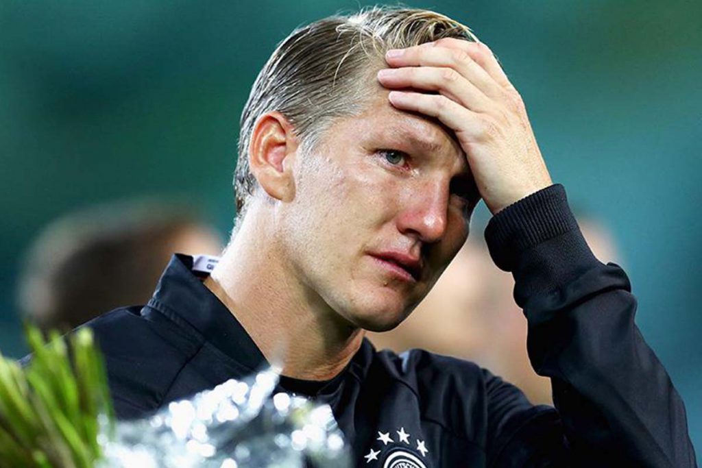 (video) Homenaje con lágrimas en la despedida de Schweinsteiger con Alemania